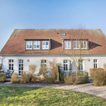 Apartment In Der Mecklenburger Seenplatte, Cleaning Included Buchholz (Mecklenburg-Vorpommern)